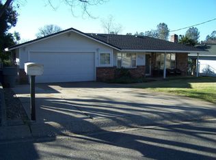 1847 Manchester Dr, Redding, CA