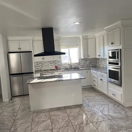 Lakewood Dr — Photo 14