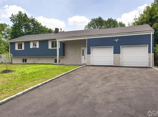 31 Buena Vista Ave, Piscataway, NJ 08854