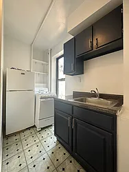 Rented by Peter R. Hungerford, LREB