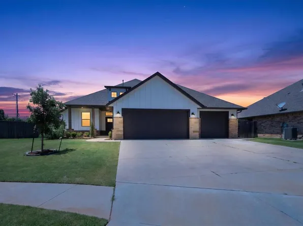 1005 Pacific Ave, Newcastle, OK 73065