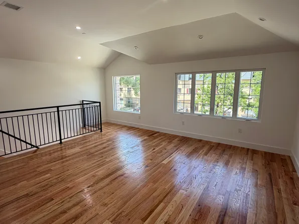 (undisclosed Address), Bronx, NY 10470