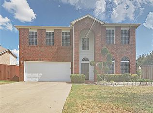 12700 Oakwood Cir, Euless, TX 76040