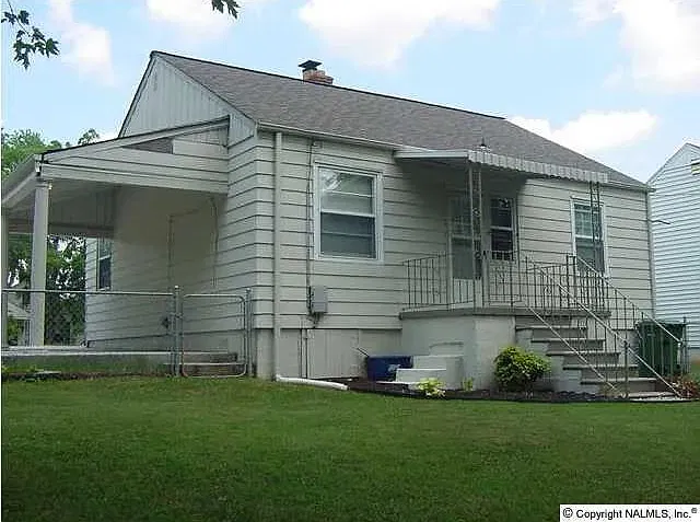 2 bed, 1.0 bath, 950 sqft, $1,295 — Photo 3