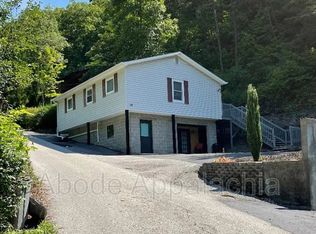 126 Melvina Dr #1, Pikeville, KY 41501