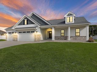 2036 7th Pl, Kenosha, WI 53140