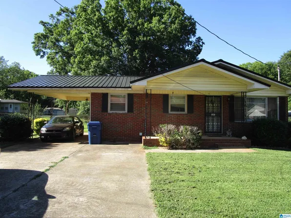 127 Riddle Rd, Talladega, AL 35160