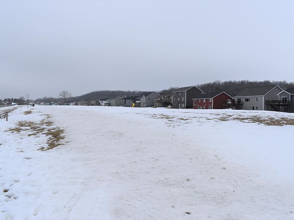 2nd image of 1534 Enterprise Dr SE