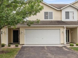 1332 Willow Trl, Farmington, MN 55024