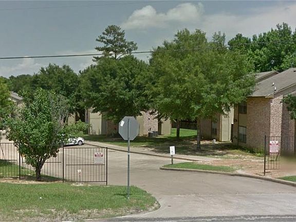 4th image of 100 Hillside Terrace Dr