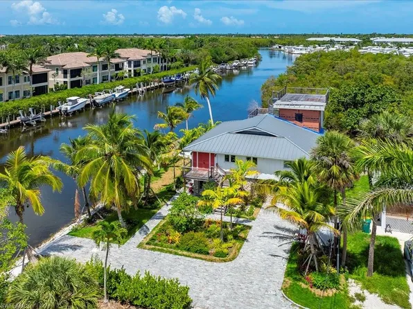 2998 Poplar ST, NAPLES, FL 34112