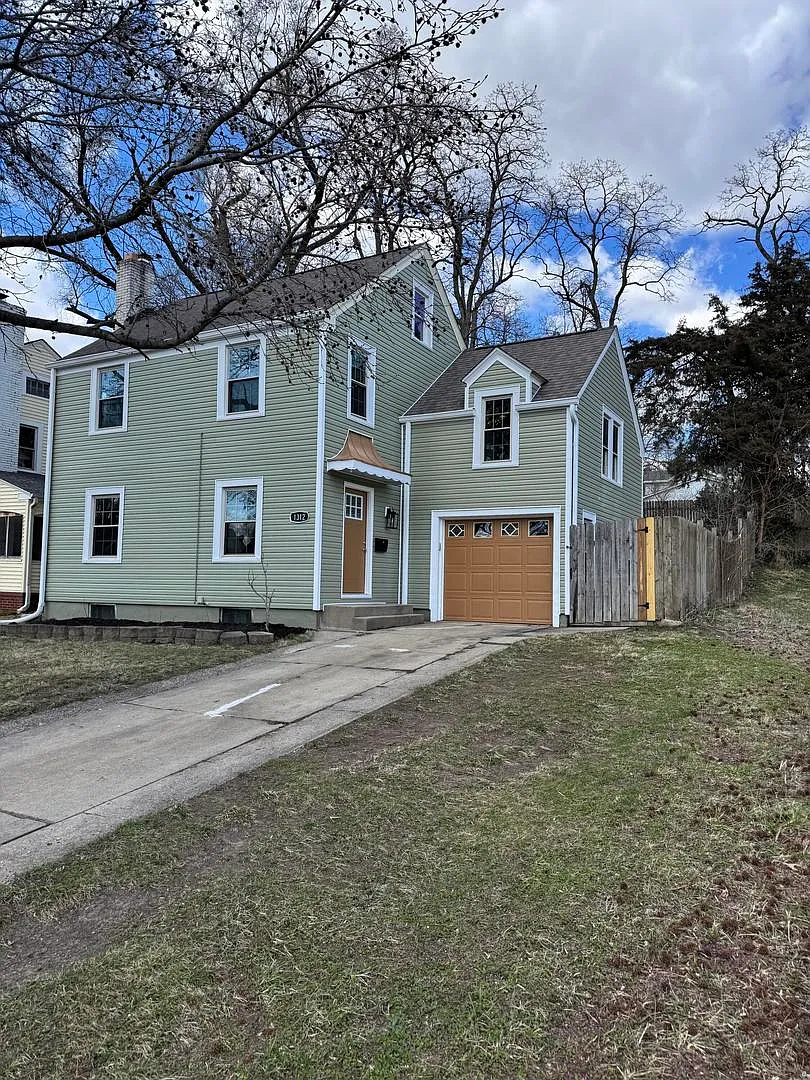 1312 W Sunset Ave photo 1