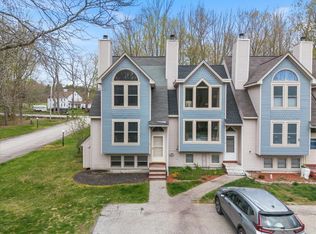 365 N River Rd APT 1, Epping, NH 03042