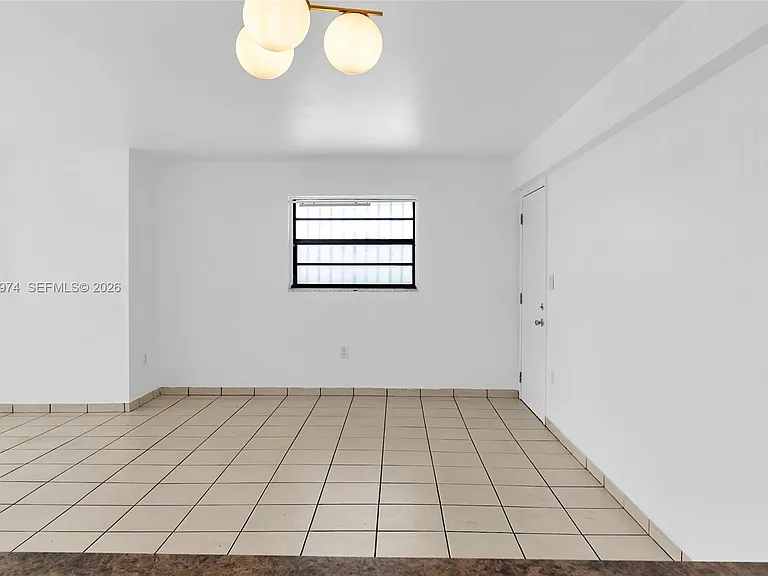 3945 SW 89th Ave #201 — Photo 7