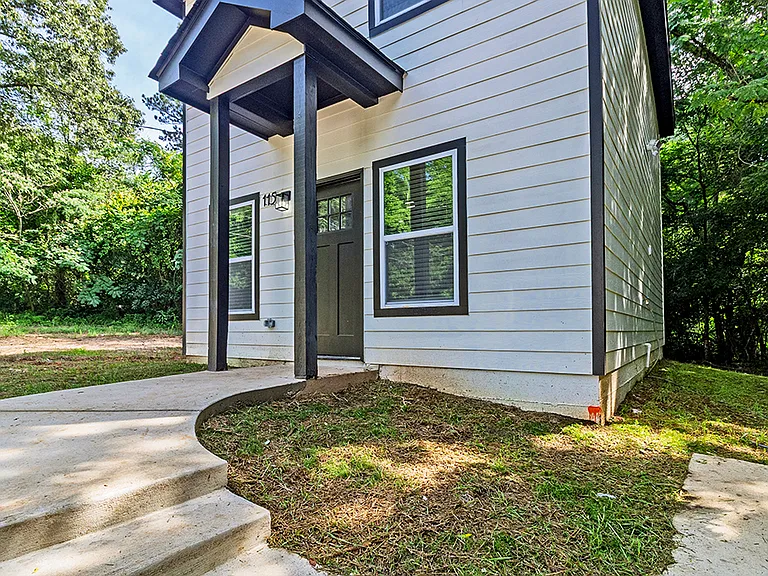 2065 Freeman St — Photo 5