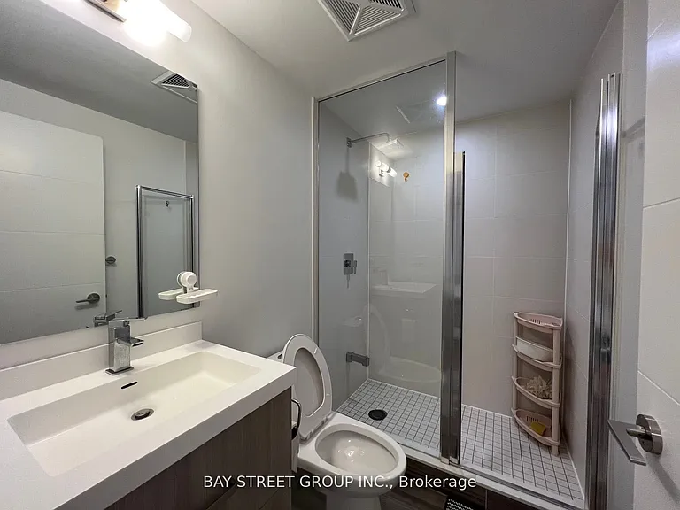 50 Wellesley St E #2610 — Photo 7