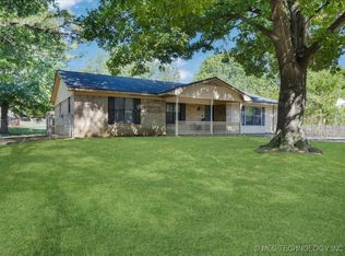 211 Meadowlark Ln, Durant, OK 74701