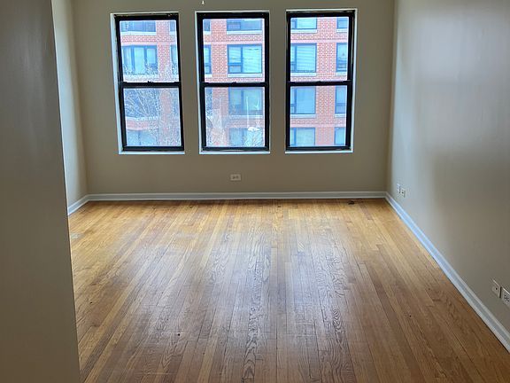 3rd image of 7442 N Hermitage Ave APT 3