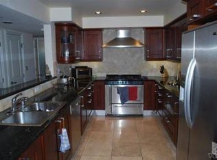 1621 Barry Ave APT 303, Los Angeles, CA 90025