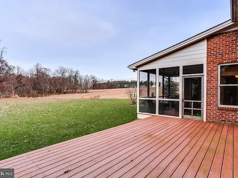 4410 Tuscarora Rd — Photo 49