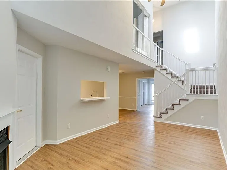 115 Squire Reach — Photo 4
