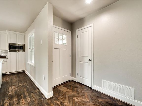 3rd image of 10215 San Lorenzo Ave