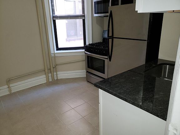 4th image of 93 Fairview Ave APT D7