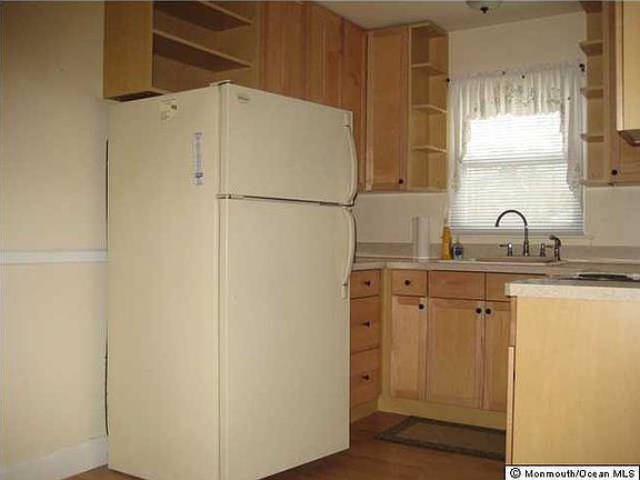 3rd image of 26 Monmouth Lane #A