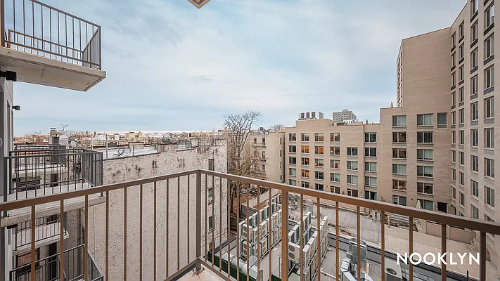 Rented by Nooklyn NYC LLC | media 17