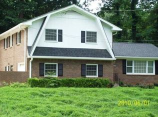2453 Winshire Dr, Decatur, GA 30035