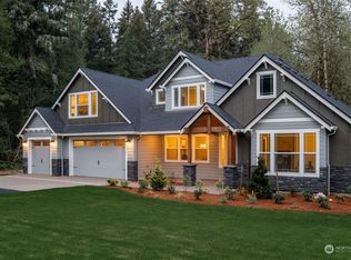 1070 Neah Dr, Fox Island, WA