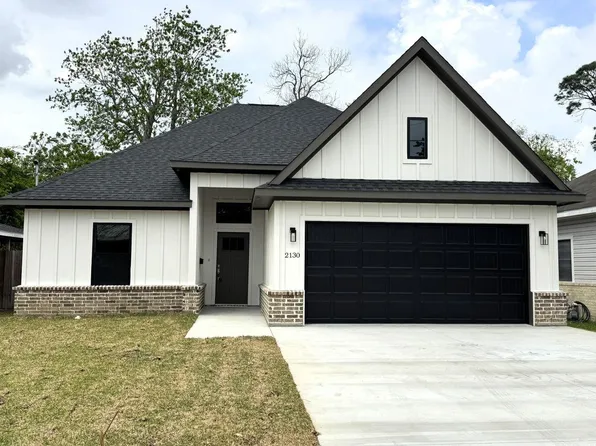 2130 11th St, Port Neches, TX 77651