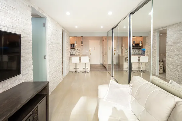 Rented by Owner | media 16