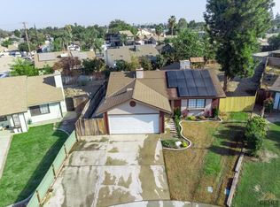 904 Giuseppe Ct, Bakersfield, CA 93307