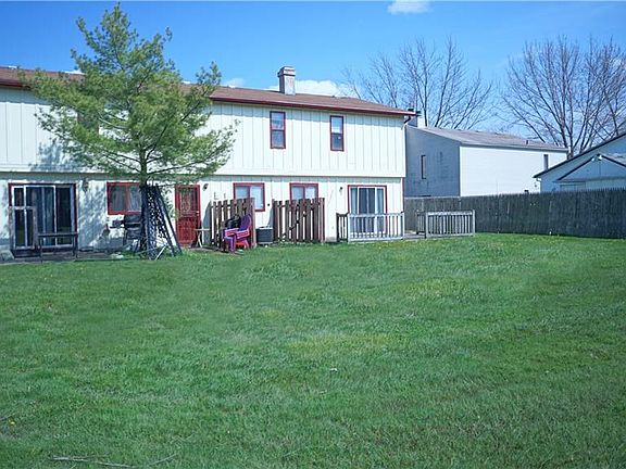 2nd image of 2912 York Dr