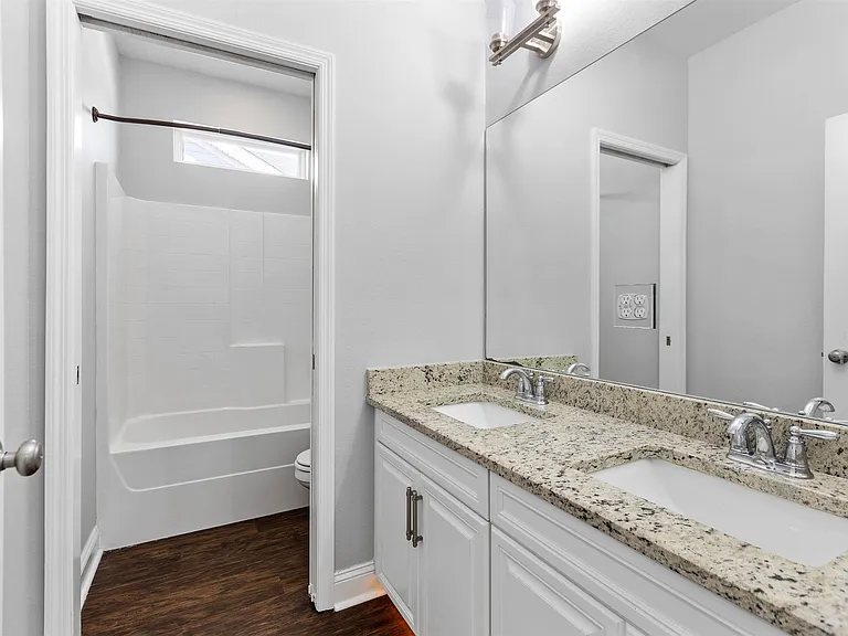 8756 Glenoak Trl — Photo 31