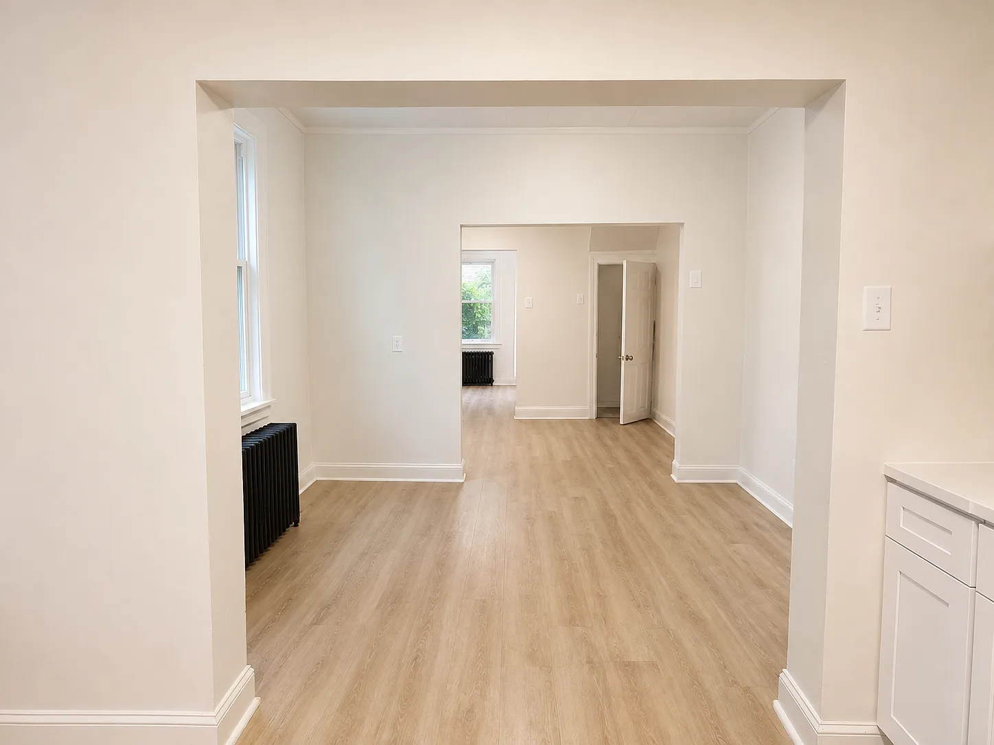 3 bed, 1118 sqft, $1,470 — Photo 2