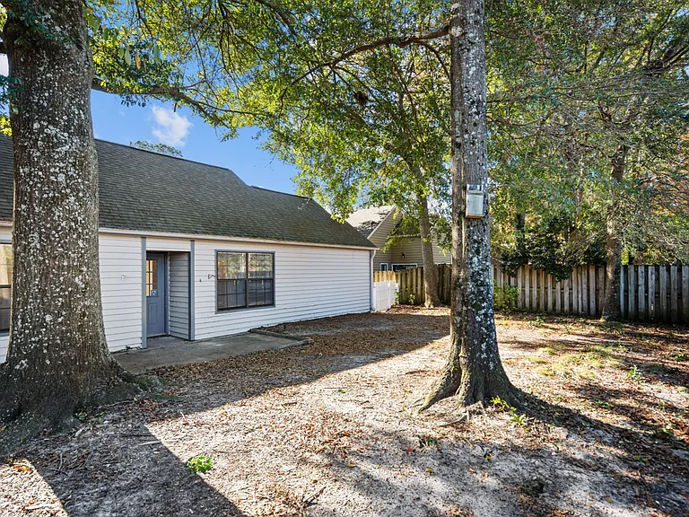 1160 Shipyard Blvd — Photo 26