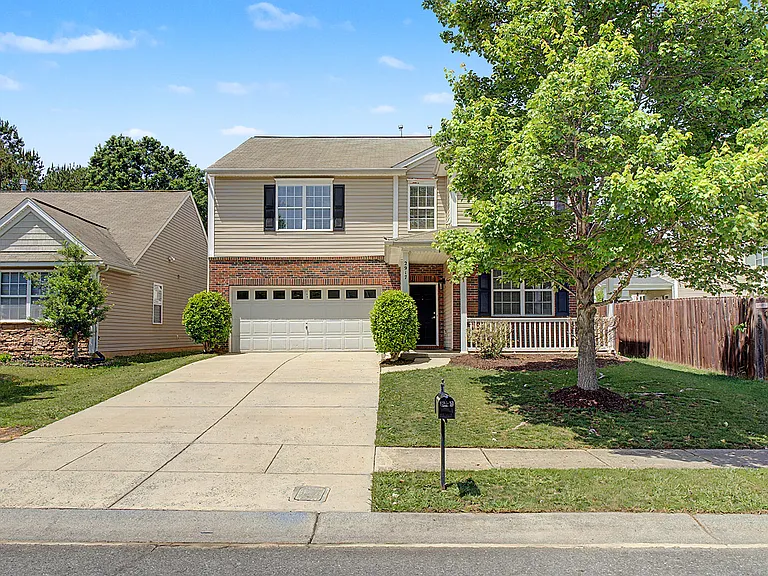 2917 Liddington Rd — Photo 2