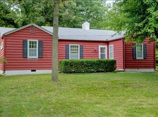 2028 27th St, Des Moines, IA 50310