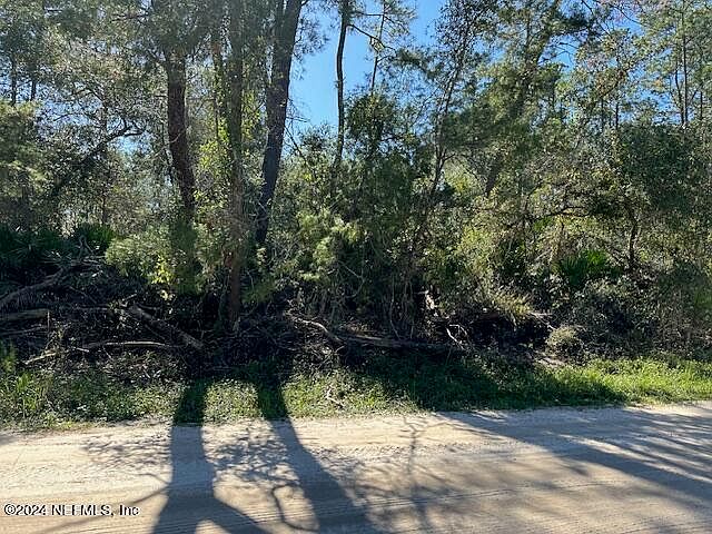 2nd image of 211 SEMINOLE Trail