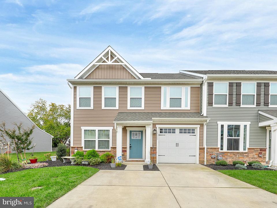 1st image of 18020 Seaview Ln #5