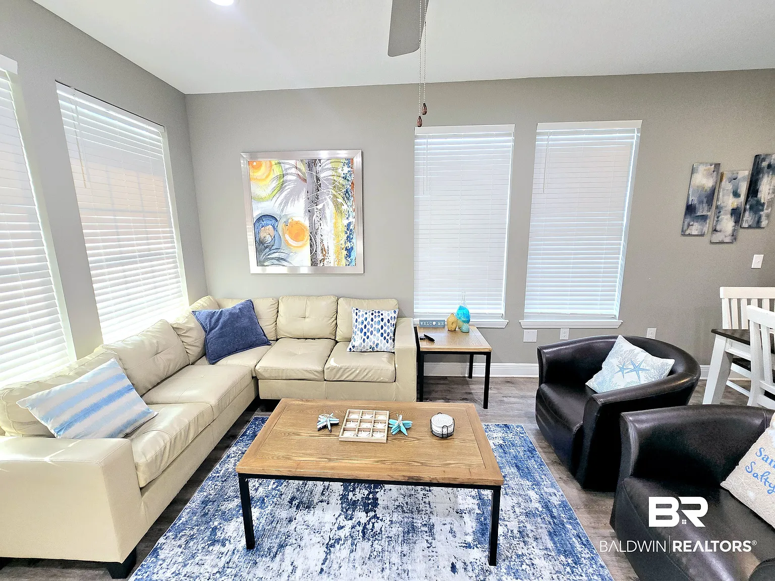 3 bed, 2.0 bath, 1200 sqft, $2,300 — Photo 3