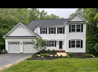 210 Walnut Creek Rd, Huntingtown, MD 20639