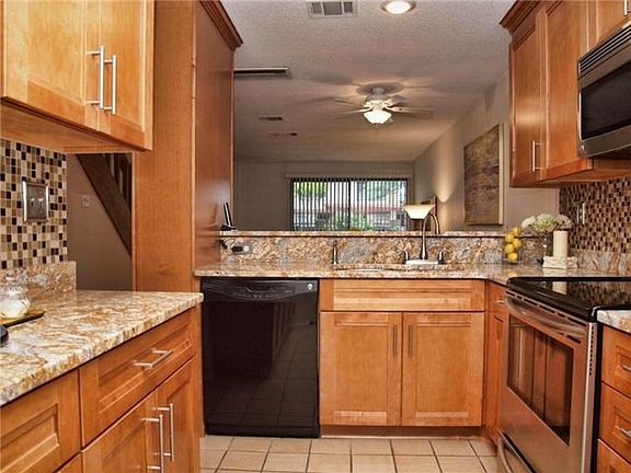 3rd image of 7122 Wood Hollow Dr APT 10
