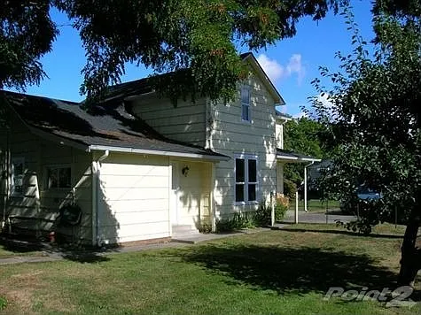 4th st house 002