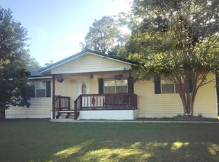 13501 Constitution Rd, Moss Point, MS 39562