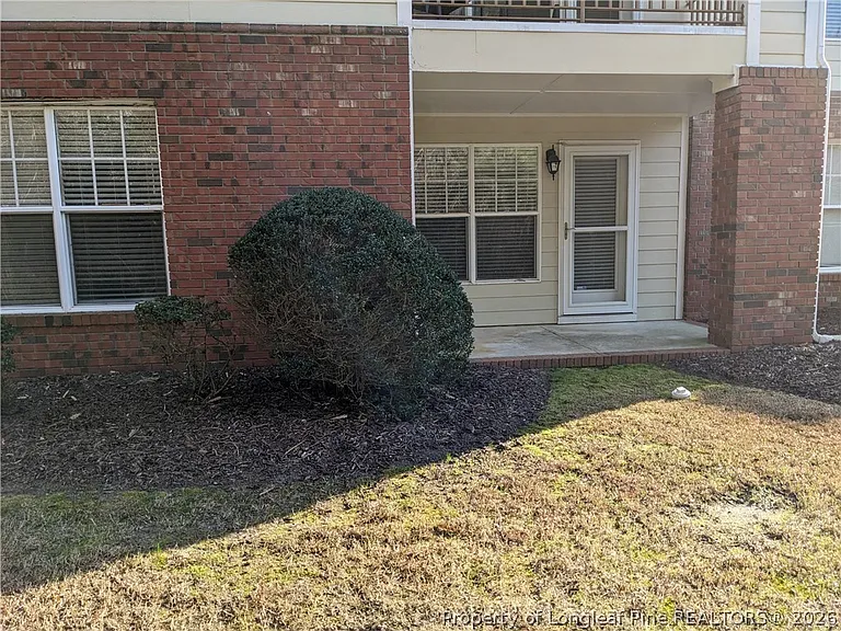 401-2 Meadowland Ct #2 — Photo 2