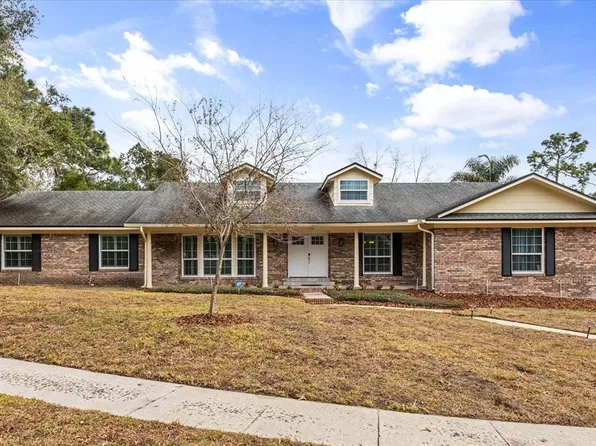 110 Valley Cir, Longwood, FL 32779