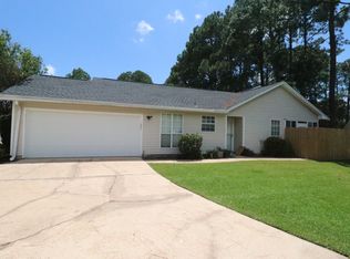 638 Emerald Ln, Fort Walton Beach, FL 32547